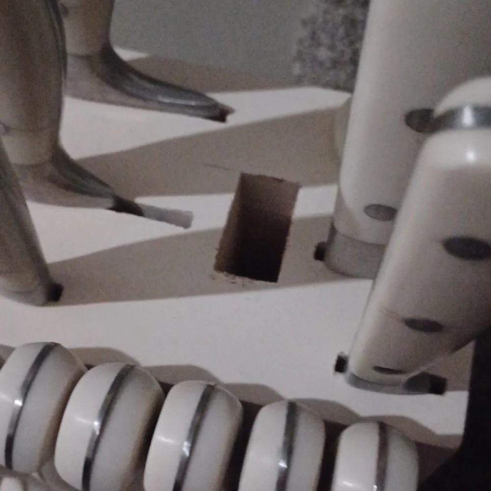 White Knife Block Set